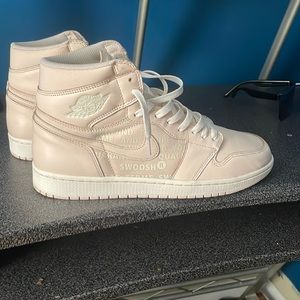 Air Jordan 1 Retro High OG 'Guava Ice